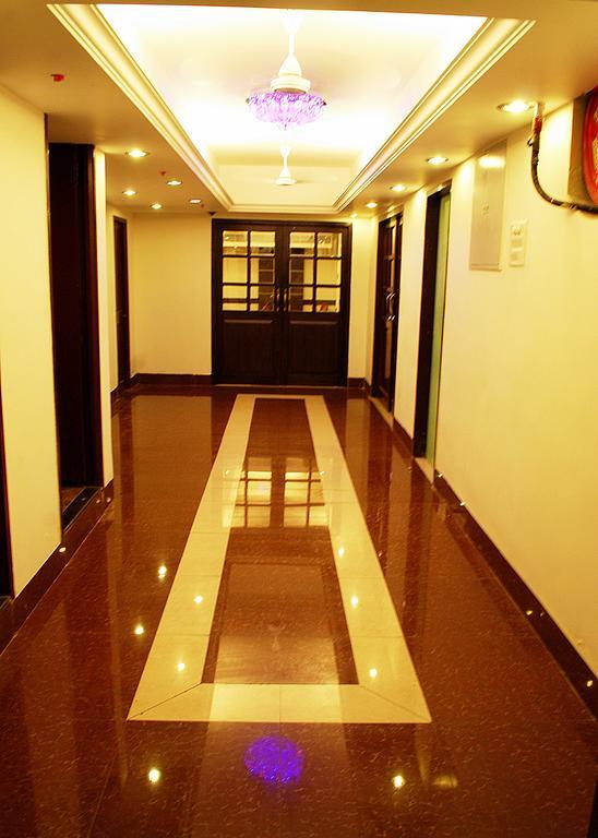 Hotel Pandian Chennai Zewnętrze zdjęcie