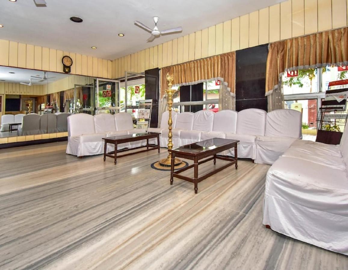 Hotel Pandian Chennai Zewnętrze zdjęcie