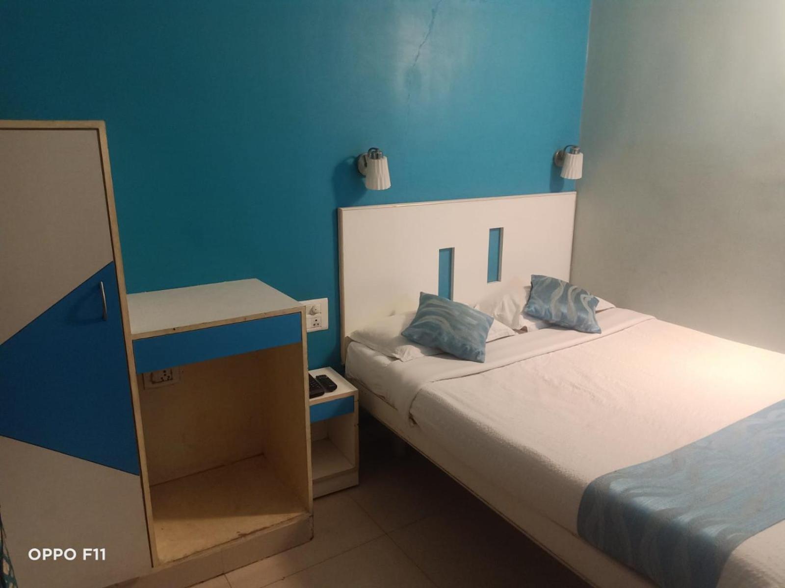Hotel Pandian Chennai Zewnętrze zdjęcie