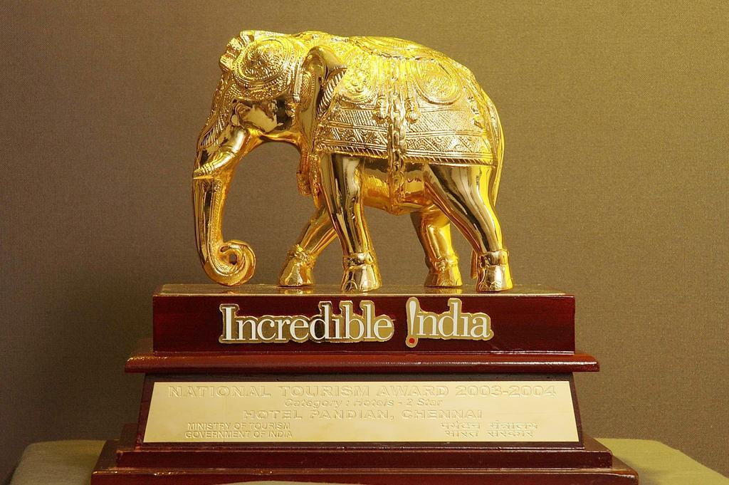 Hotel Pandian Chennai Zewnętrze zdjęcie